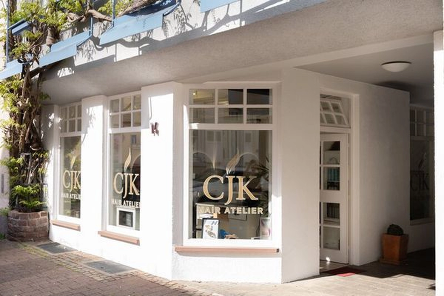 Cjk - Hair Atelier - Herrenhaarschneideschere im Schönheitssalon